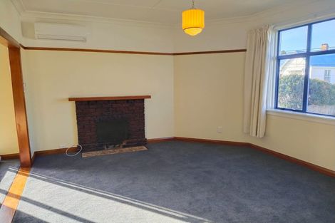 Photo of property in 10d Weymouth Street, New Plymouth, 4310