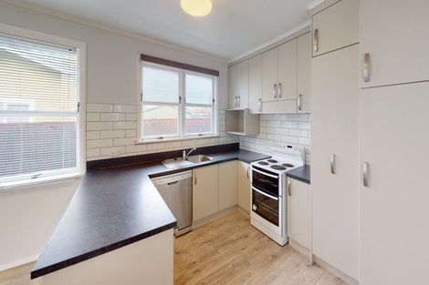 Photo of property in 12 Titoki Street, Castlecliff, Whanganui, 4501