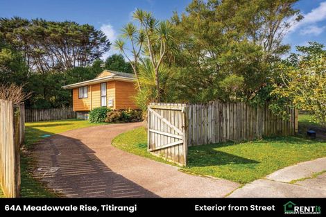 Photo of property in 2/64 Meadowvale Rise, Titirangi, Auckland, 0604