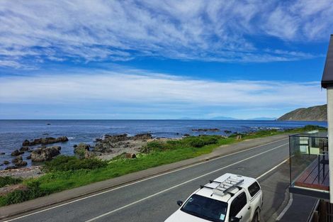 Photo of property in 158 Owhiro Bay Parade, Owhiro Bay, Wellington, 6023