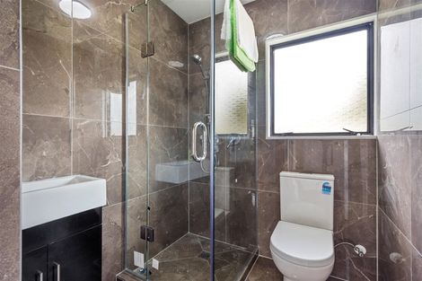 Photo of property in 2/13 John Street, Mangere East, Auckland, 2024