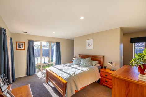 Photo of property in 12 Goldie Place, Rolleston, 7614