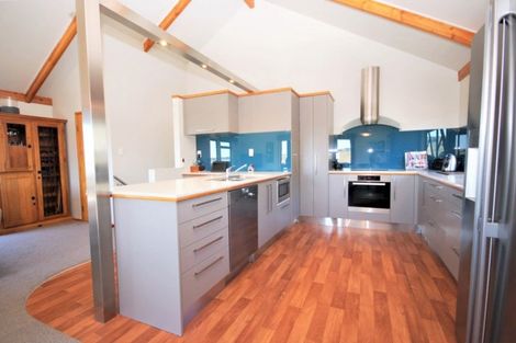 Photo of property in 11 Krissell Place, Acacia Bay, Taupo, 3330