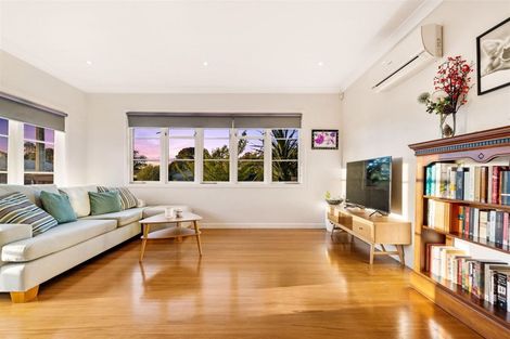 Photo of property in 24b Ribblesdale Road, Henderson, Auckland, 0612