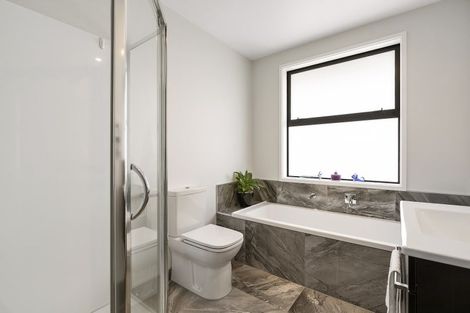 Photo of property in 273 Lakes Boulevard, Pyes Pa, Tauranga, 3112