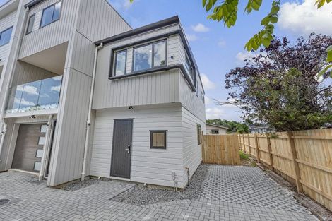 Photo of property in 345 Pakuranga Road, Pakuranga Heights, Auckland, 2010