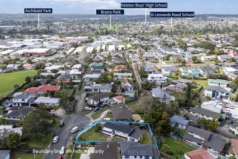 Photo of property in 12 Ashbourne Place, Glendene, Auckland, 0602