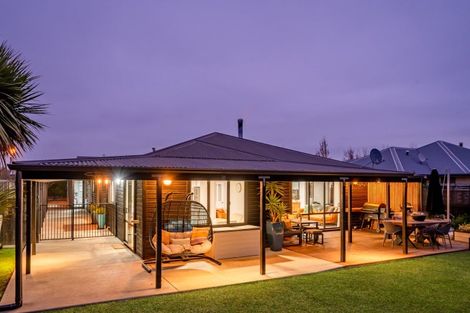 Photo of property in 18 Ash Avenue, Albert Town, Wanaka, 9305