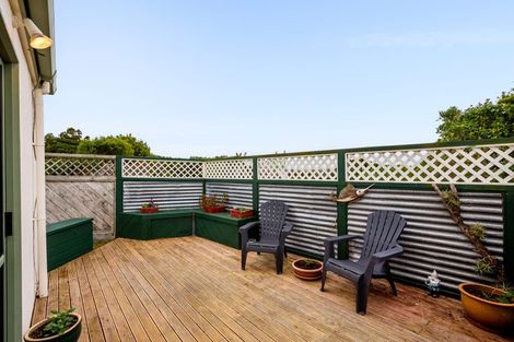 Photo of property in 10 Glengavel Grove, Papakowhai, Porirua, 5024