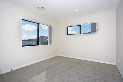 Photo of property in 21 Francesco Drive, Karaka, Papakura, 2113
