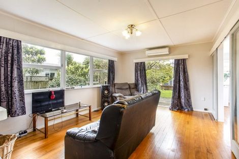 Photo of property in 71 Awaroa Road, Helensville, 0800