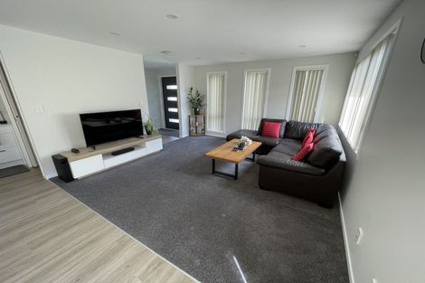 Photo of property in 11 Topsail Way, Whitby, Porirua, 5024