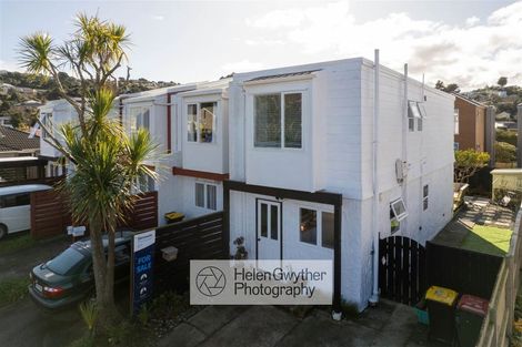 Photo of property in 20f5 Frankmoore Avenue, Johnsonville, Wellington, 6037