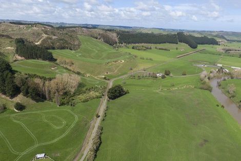 Photo of property in 354 Kumuiti Road, Fordell, Whanganui, 4577