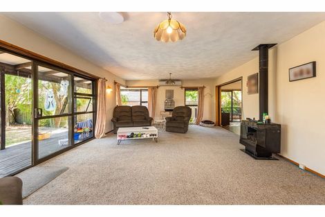 Photo of property in 381 Harewood Road, Bishopdale, Christchurch, 8053