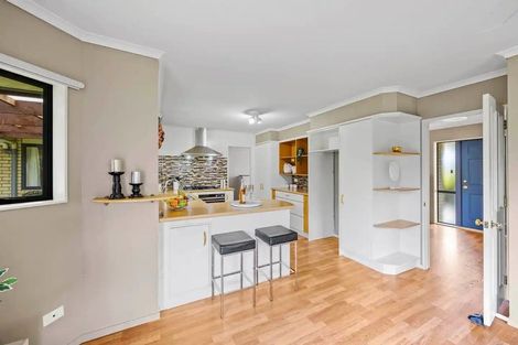 Photo of property in 19 Reybert Place, Massey, Auckland, 0614