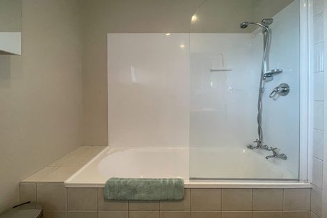 Photo of property in 106 Hinau Street, Riccarton, Christchurch, 8041