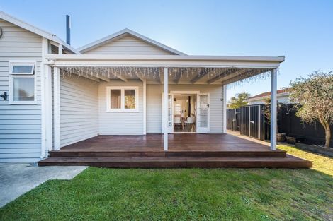 Photo of property in 37 Miro Street, Takaro, Palmerston North, 4410