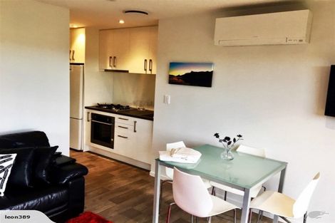 Photo of property in 6 Ava Avenue, Titirangi, Auckland, 0604