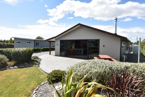Photo of property in 75 Irishman Drive, Twizel, 7901