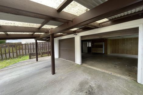 Photo of property in 31 Aronia Way, Goodwood Heights, Auckland, 2105