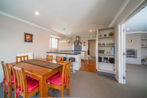 Photo of property in 11 Goldie Place, Rolleston, 7614