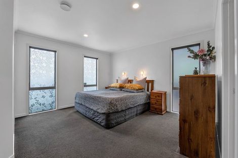 Photo of property in 4 Cherry Lane, Hurdon, New Plymouth, 4310