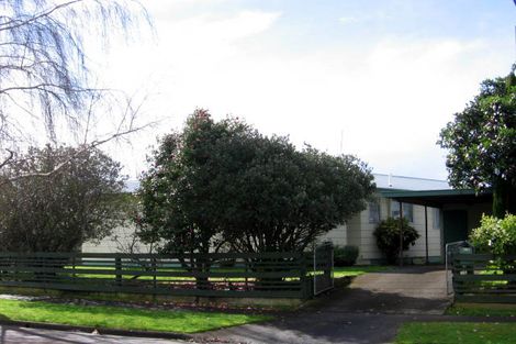 Photo of property in 24b Humphries Place, Awapuni, Palmerston North, 4412