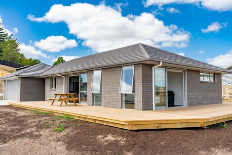 Photo of property in 26 Northcoast Place, Mangawhai Heads, Mangawhai, 0505