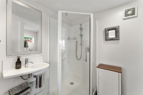 Photo of property in 10 Lee Street, Mount Maunganui, 3116