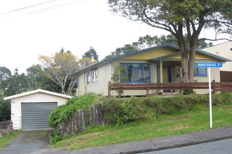 Photo of property in 14 Hursthouse Street, Vogeltown, New Plymouth, 4310