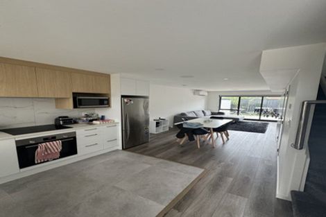 Photo of property in 10/5 Hikurangi Street, Te Atatu Peninsula, Auckland, 0610