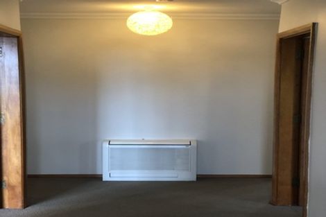 Photo of property in 54 Horokiwi Road West, Newlands, Wellington, 6037