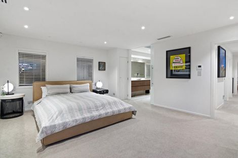 Photo of property in 15 The Strand, Takapuna, Auckland, 0622