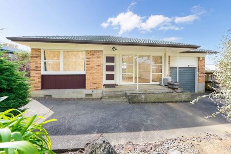 Photo of property in 21 Pegler Drive, Howick, Auckland, 2014