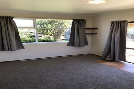 Photo of property in 33 Pulham Crescent, Queenwood, Hamilton, 3210