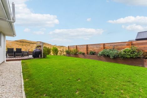 Photo of property in 40 Huntaway Close, Stoke, Nelson, 7011