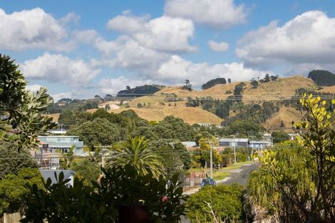 Photo of property in 105 Dillon Street, Waihi Beach, 3611