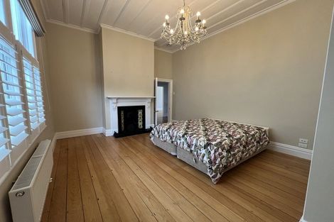 Photo of property in 82 Calliope Road, Stanley Point, Auckland, 0624