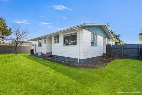 Photo of property in 32 Cascade Crescent, Westbrook, Palmerston North, 4412