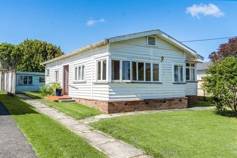 Photo of property in 61 Aramoana Avenue, Devonport, Auckland, 0624