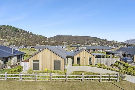 Photo of property in 30 Mount Linton Avenue, Wanaka, 9305
