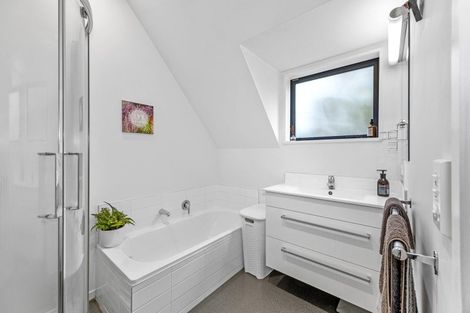 Photo of property in Cornwall Gardens, 8/27 Cornwall Street, St Albans, Christchurch, 8014