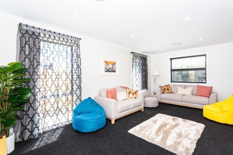 Photo of property in 2 Reuben Avenue, Rolleston, 7615