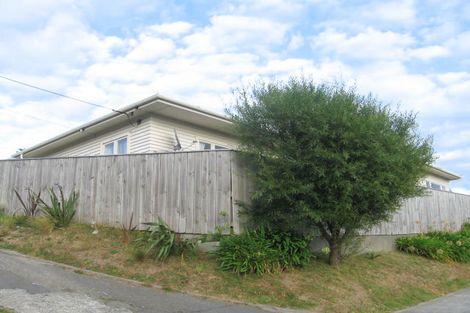 Photo of property in 136 Severn Street, Island Bay, Wellington, 6023