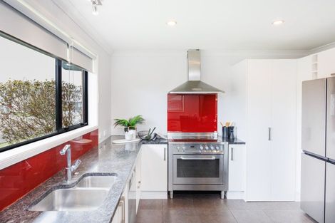 Photo of property in 22 Pegasus Place, Kelvin Grove, Palmerston North, 4414