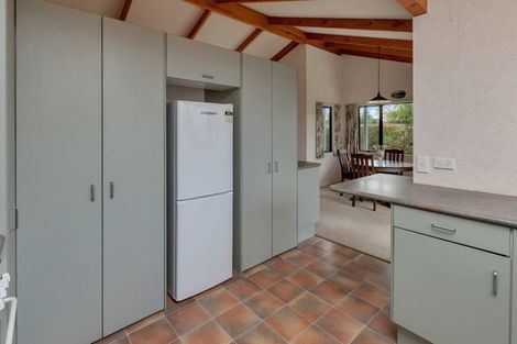 Photo of property in 74 One Tree Point Road, One Tree Point, 0118