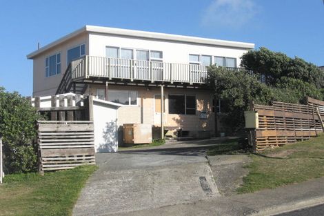 Photo of property in 11 Terrace Road, Titahi Bay, Porirua, 5022