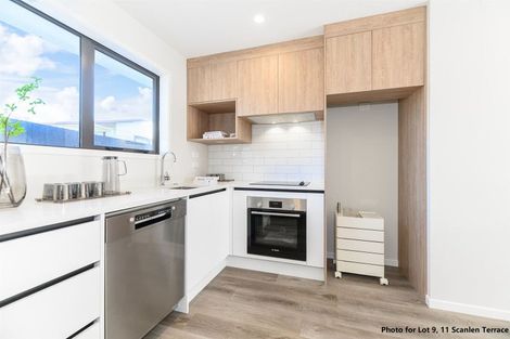 Photo of property in 6/11 Scanlen Terrace, Kelston, Auckland, 0602