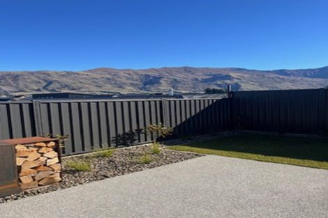 Photo of property in 7 Mason Street, Wanaka, 9305